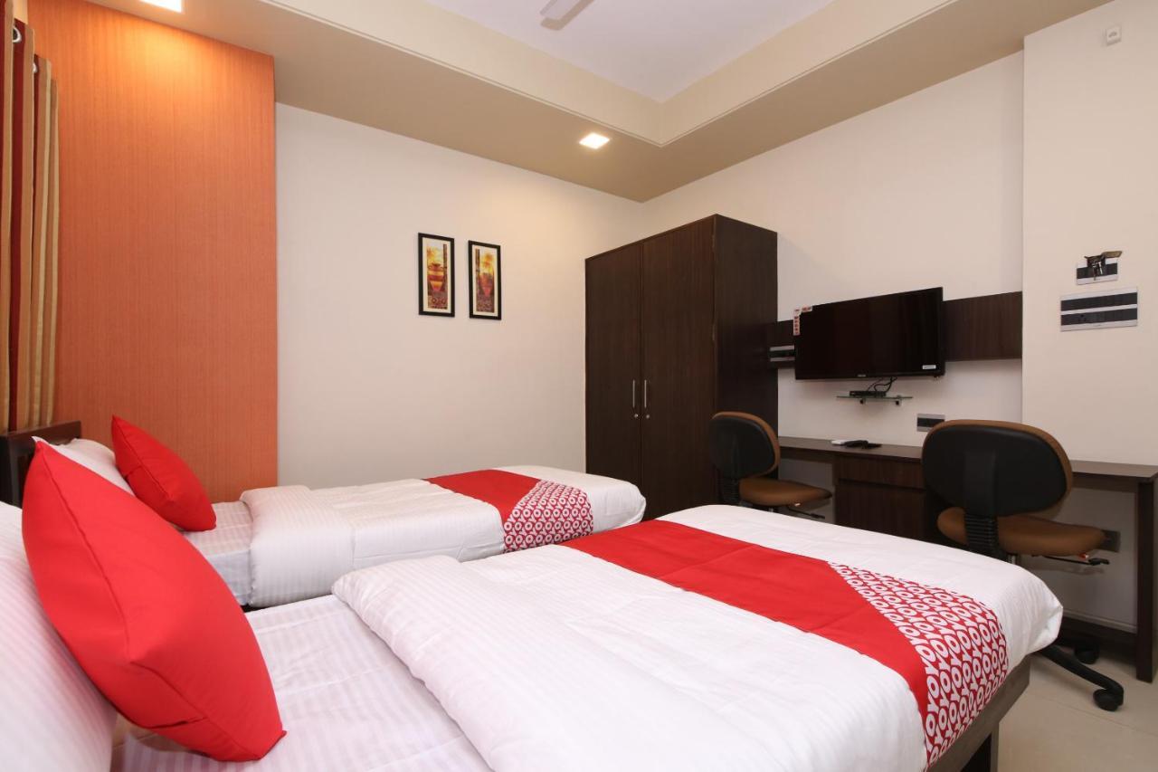 Capital O 36691 Hotel Aashirwad Inn 자발푸르 외부 사진